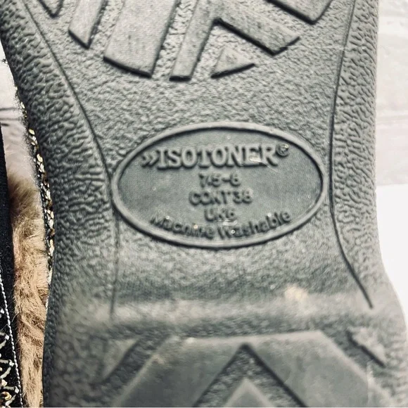 Women's Isotoner Woodlands Faux Fur Booties Slippers 7.5-8 - Picture 5 of 6